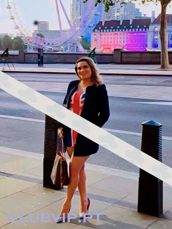 Acompanhante-Travestis Vip Izadora Venturini-Sintra
