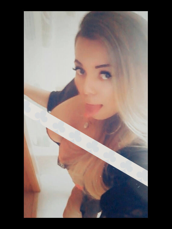 Acompanhante-Travestis Uma Gracinha De Namoradinha Blanca Blonde Segretto Transexuais -CASCAIS