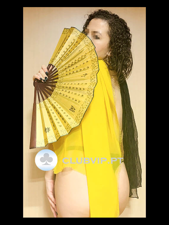 Acompanhante-Massagens Sensuais Lisboa - Tantric Moments-Lisboa